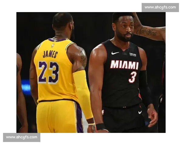 湖人对阵热火比分表全面回顾比赛走势与关键数据解析赛场表现亮点