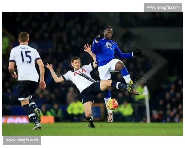 曼联对阵热刺焦点大战红魔新阵容迎关键考验英超强强对话夜全场博弈升温