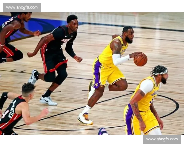 热火对决湖人G1完整回放关键回合解析与战术博弈全景复盘深度解读